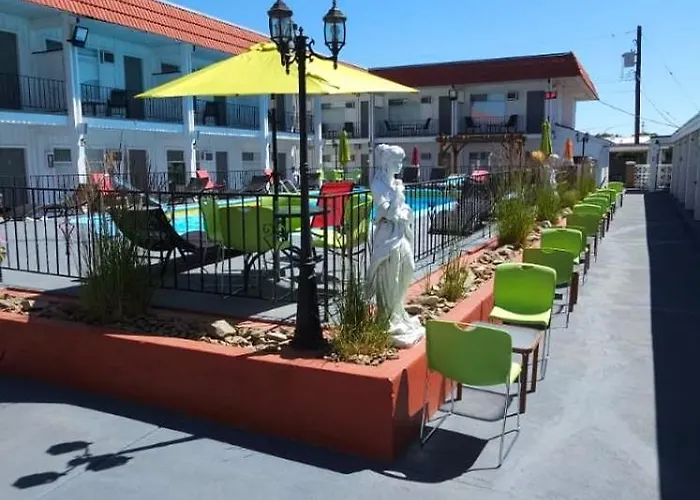 Riverside Motel